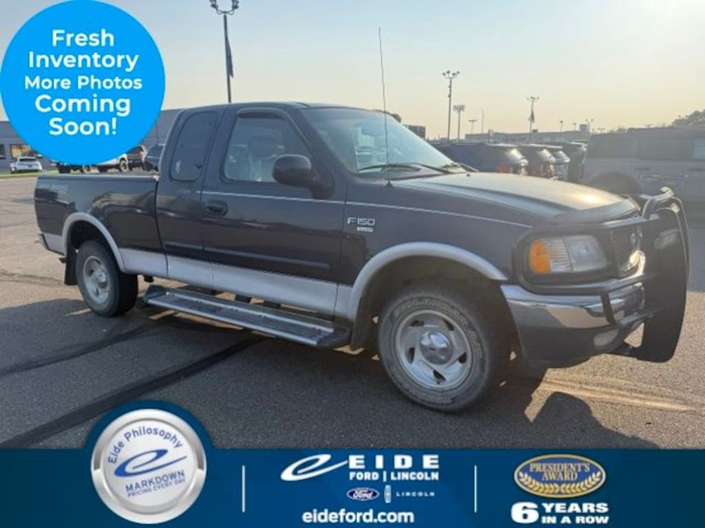 Used 2001 Ford F-150 Lariat Truck
