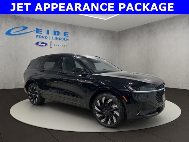 2025 Lincoln Nautilus Reserve's photo