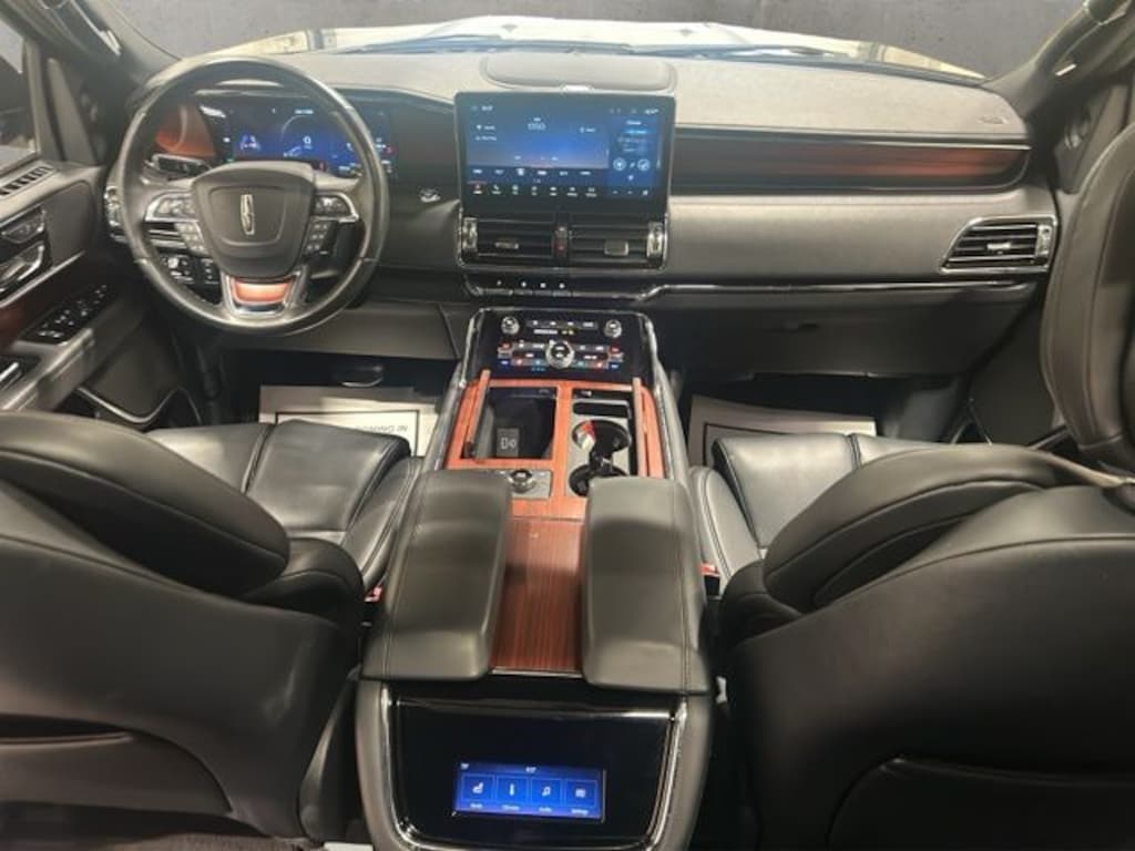 Used 2024 Lincoln Navigator Premiere SUV