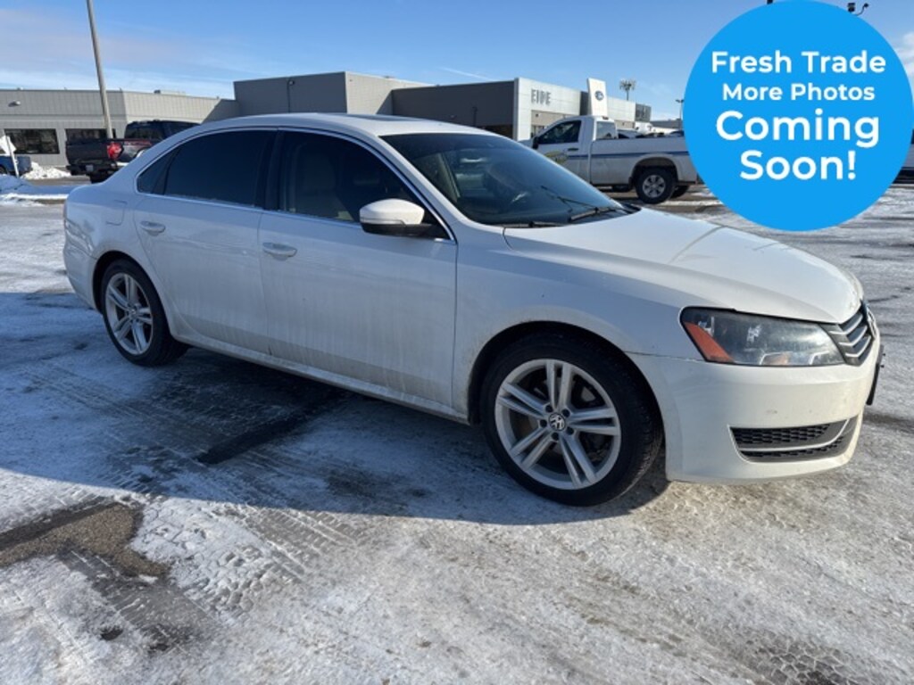 Used 2014 Volkswagen Passat 1.8T SE Sedan
