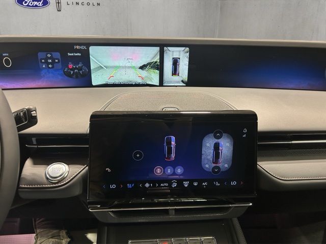 2025 Lincoln Nautilus Reserve - Photo 16