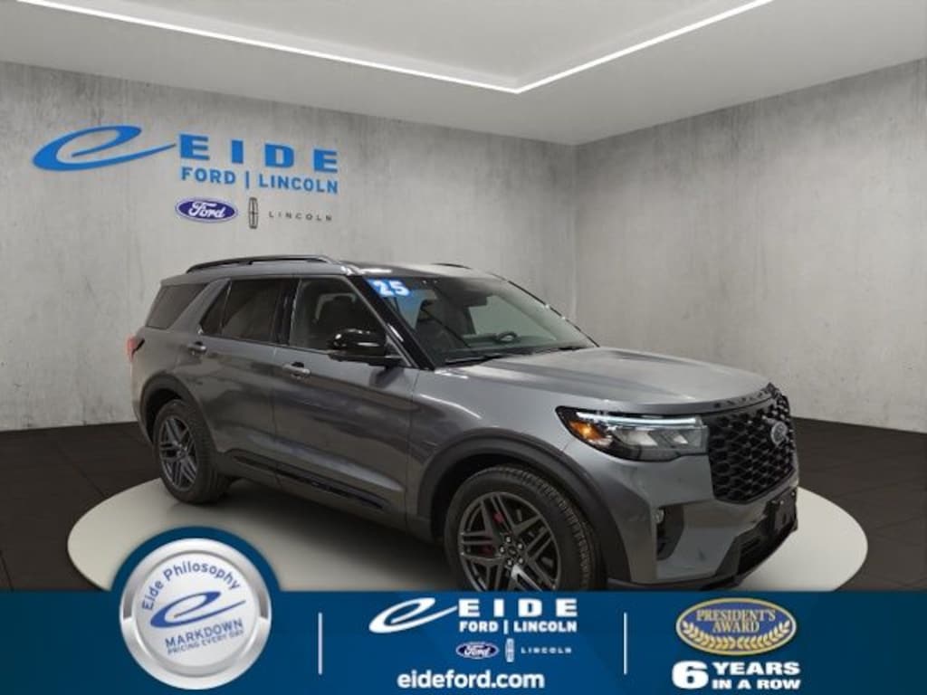 Used 2025 Ford Explorer ST SUV