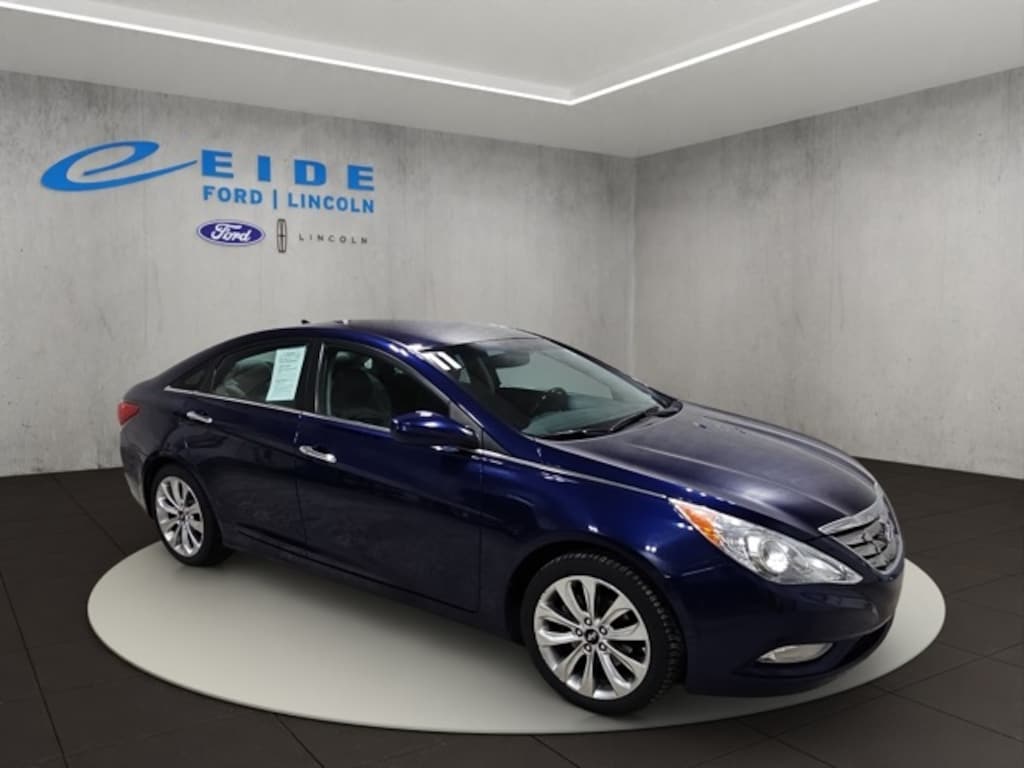 Used 2011 Hyundai Sonata SE Sedan