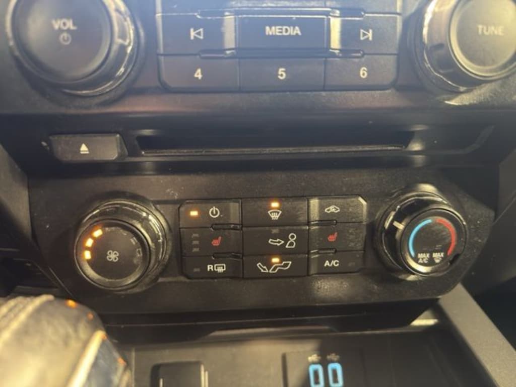 Used 2016 Ford F-150 XLT Truck