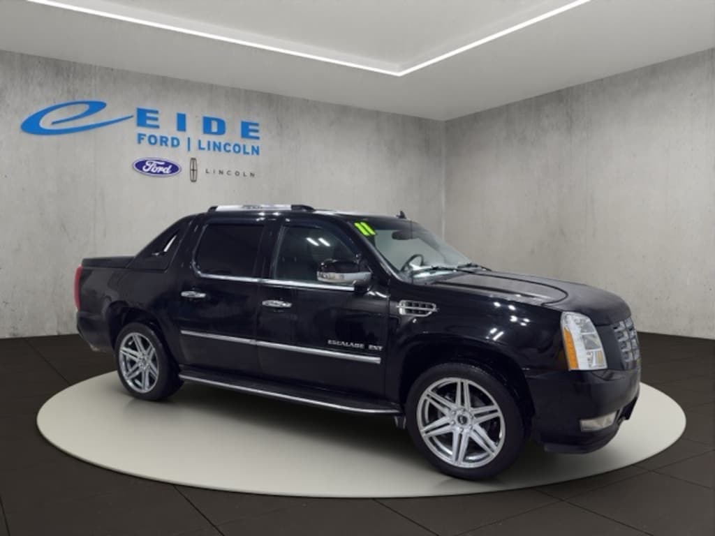 Used 2011 Cadillac Escalade EXT Luxury SUV