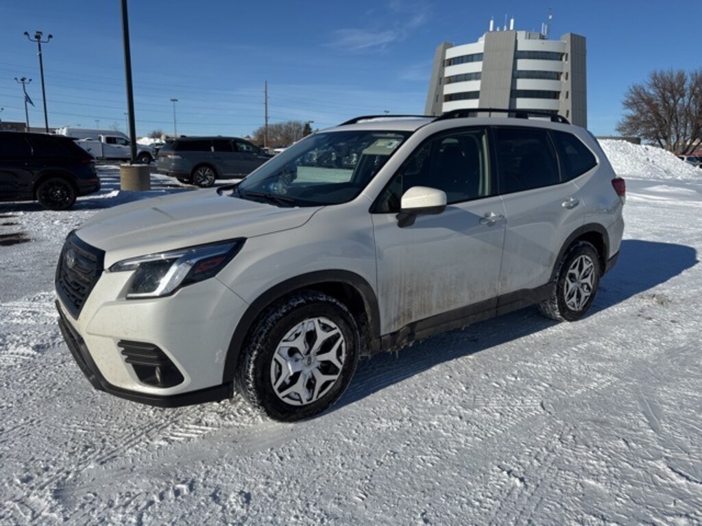 Used 2024 Subaru Forester Premium SUV