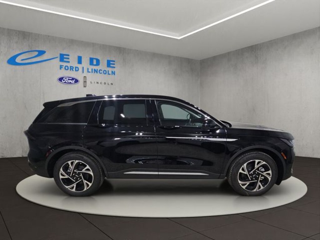 New 2026 Lincoln Nautilus Premiere SUV