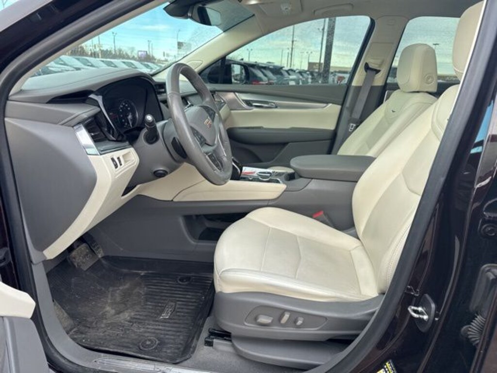 Used 2020 Cadillac XT5 Premium Luxury SUV