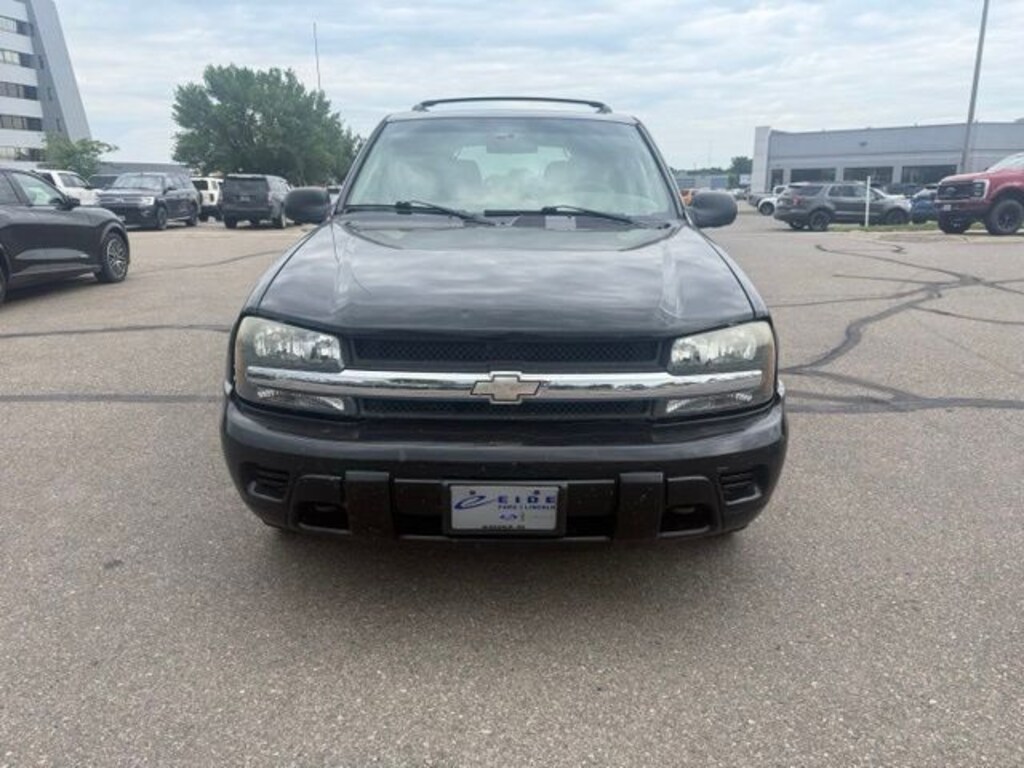 Used 2002 Chevrolet Trailblazer LT SUV
