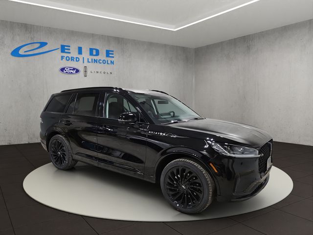 2026 Lincoln Aviator Reserve AWD's photo