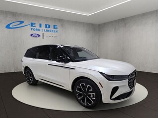 2026 Lincoln Nautilus Reserve SUV