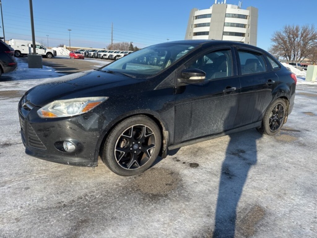 Used 2014 Ford Focus SE Sedan