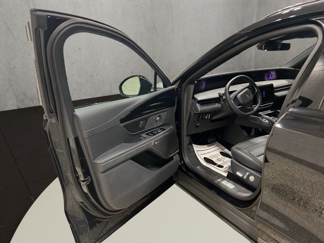 2025 Lincoln Nautilus Reserve - Photo 8