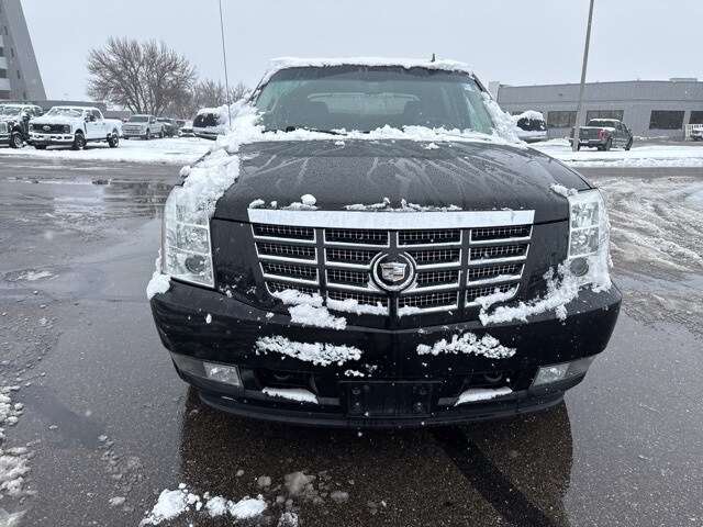 2011 Cadillac Escalade EXT Luxury photo 2