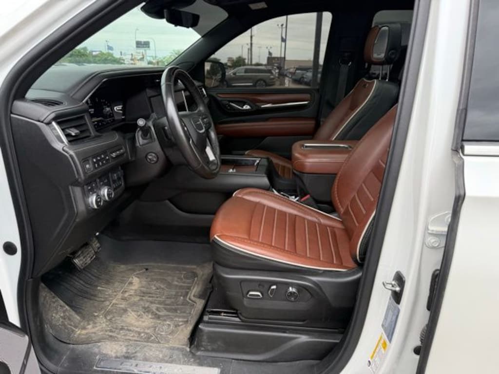 Used 2023 GMC Yukon XL Denali Ultimate SUV