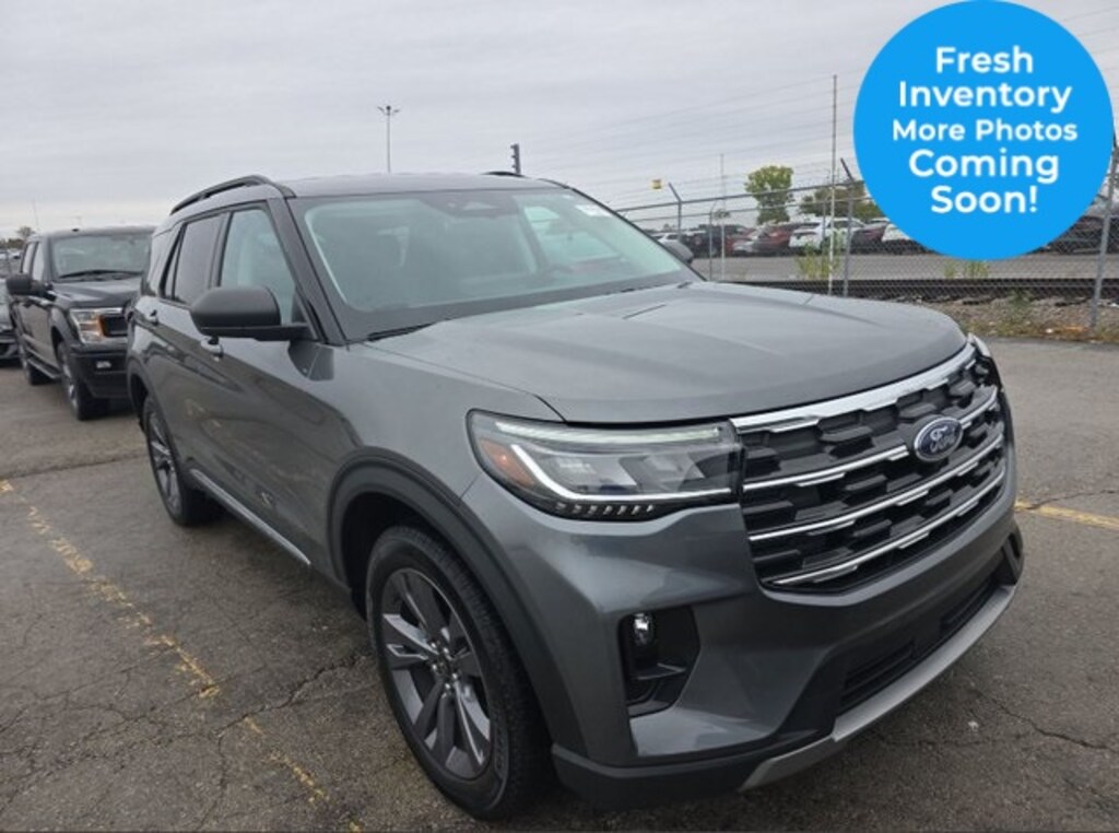 Used 2025 Ford Explorer Active SUV