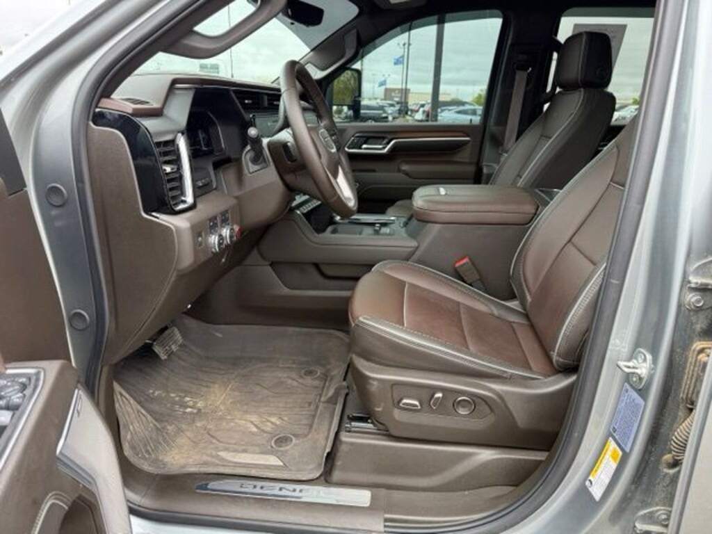Used 2025 GMC Sierra 2500HD Denali Truck
