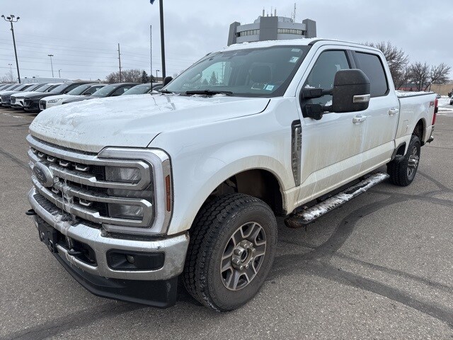 2024 Ford F-250 Lariat photo 3