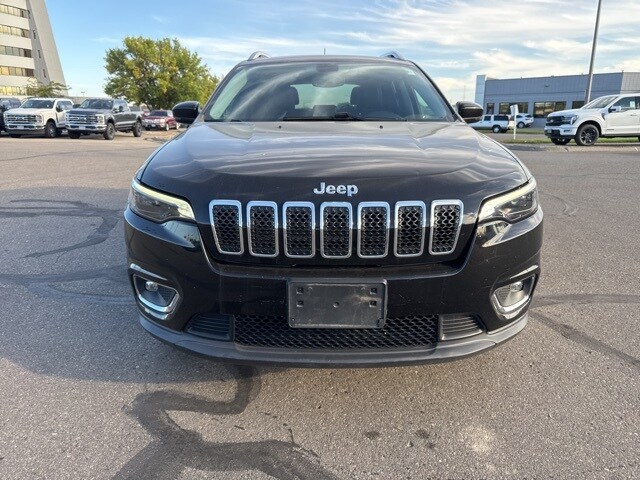 2019 Jeep Cherokee Sport Limited photo 3