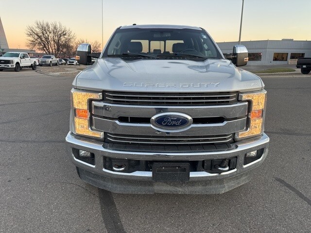 2017 Ford F-250 Lariat photo 3