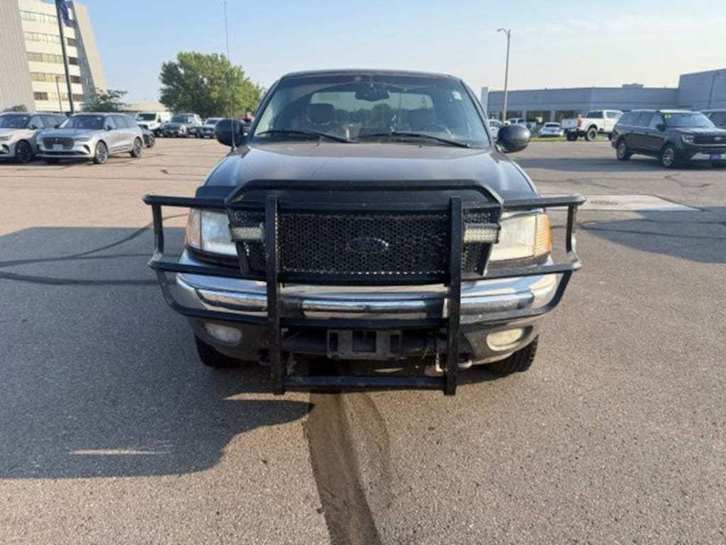 Used 2001 Ford F-150 Lariat Truck