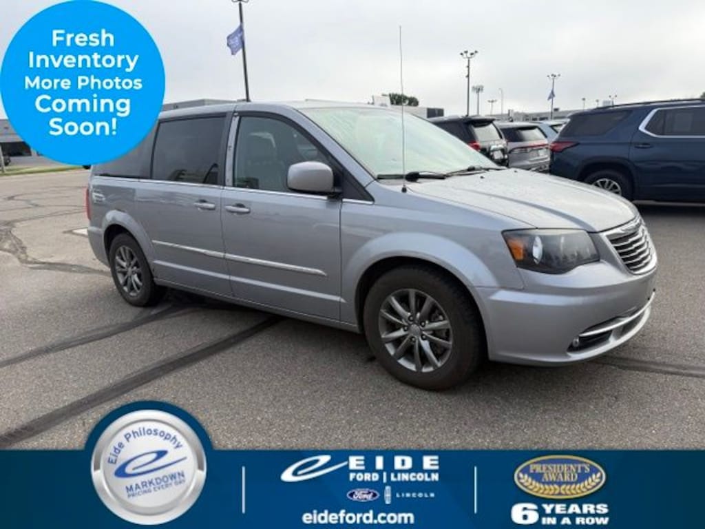 Used 2015 Chrysler Town & Country S Minivan/Van