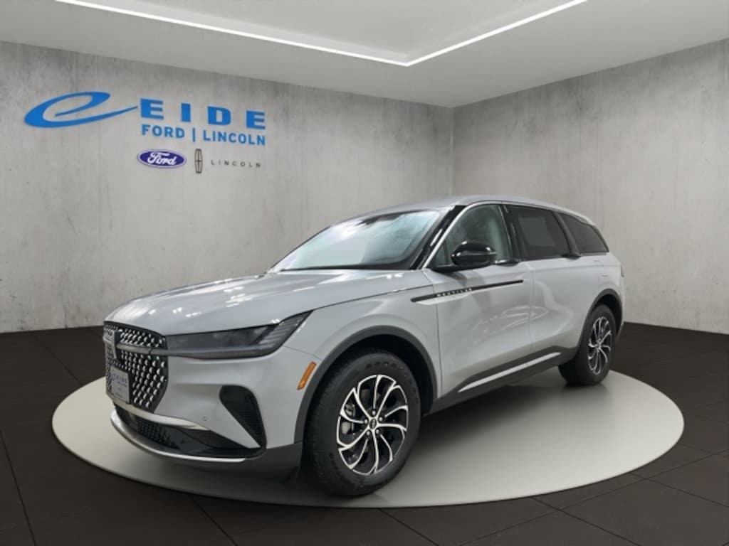 New 2026 Lincoln Nautilus Premiere SUV