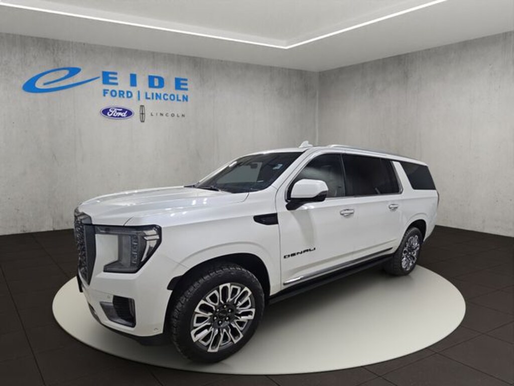 Used 2023 GMC Yukon XL Denali Ultimate SUV