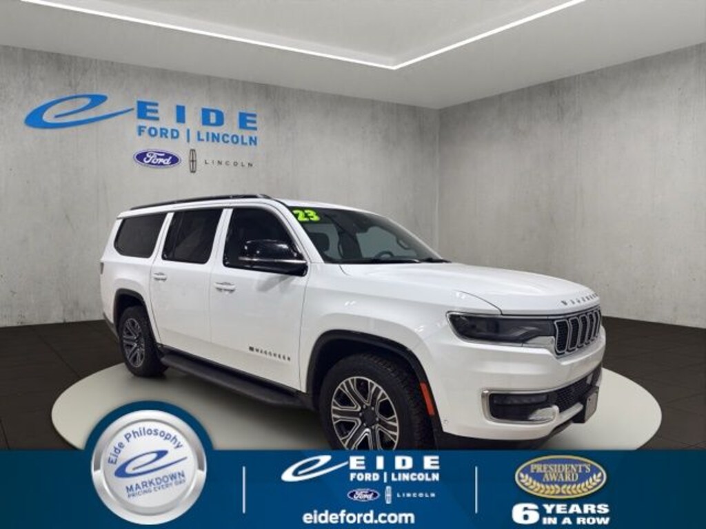 Used 2023 Jeep Wagoneer L Base SUV