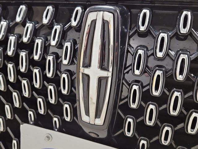 2026 Lincoln Aviator Reserve - Photo 17
