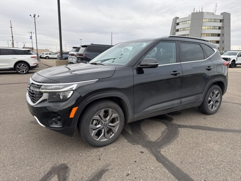 Used 2024 Kia Seltos S SUV