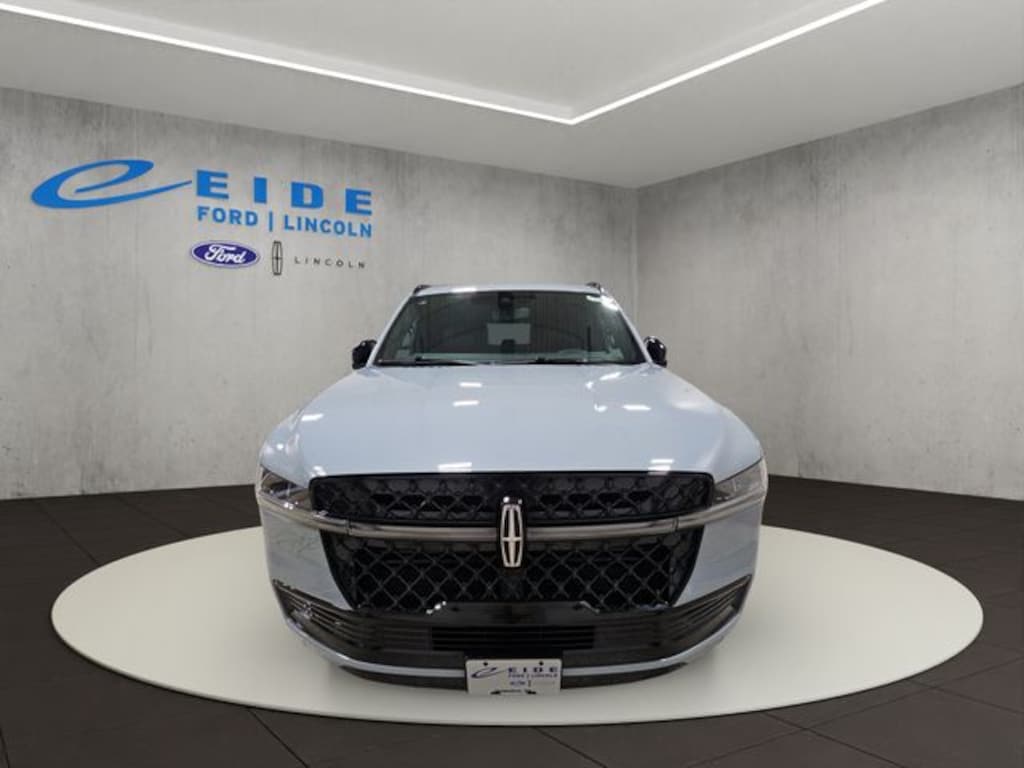 New 2027 Lincoln Navigator Reserve SUV