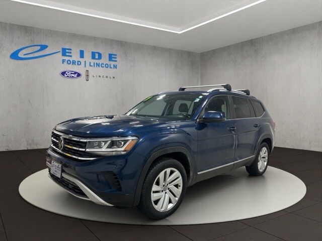 2021 Volkswagen Atlas SEL photo 2