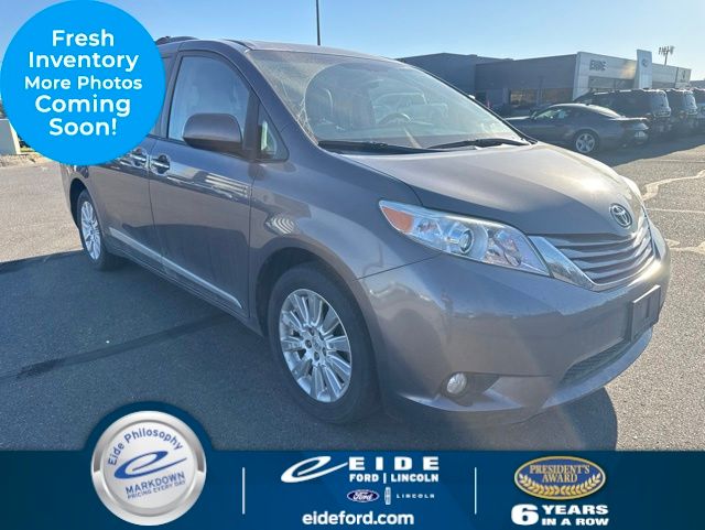 2015 Toyota Sienna