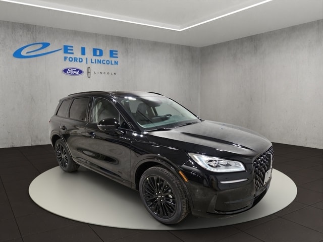 2026 Lincoln Corsair Reserve's photo