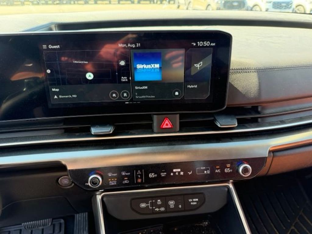 Certified 2025 Kia Carnival Hybrid SX Minivan/Van