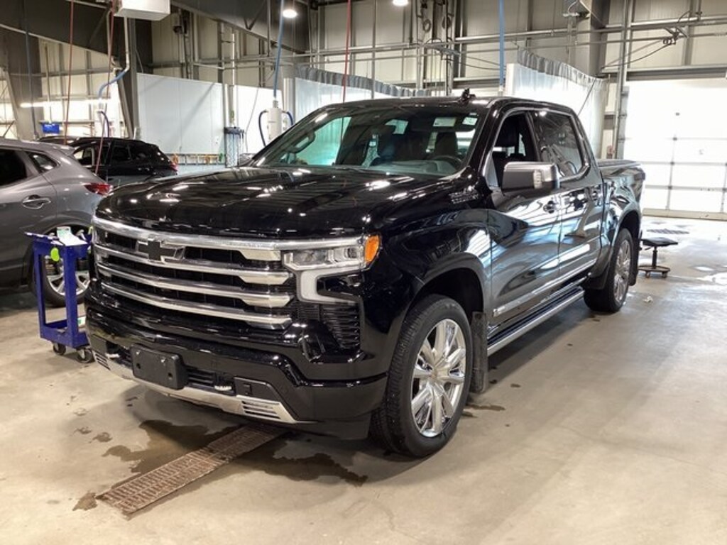 Used 2024 Chevrolet Silverado 1500 High Country Truck