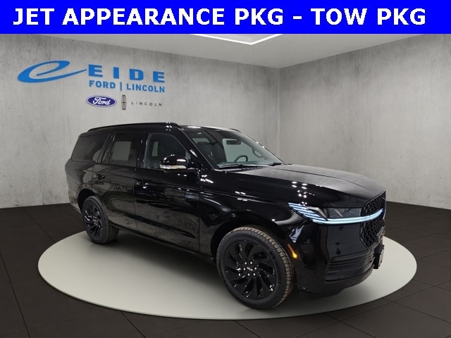 2025 Lincoln Navigator Reserve's photo