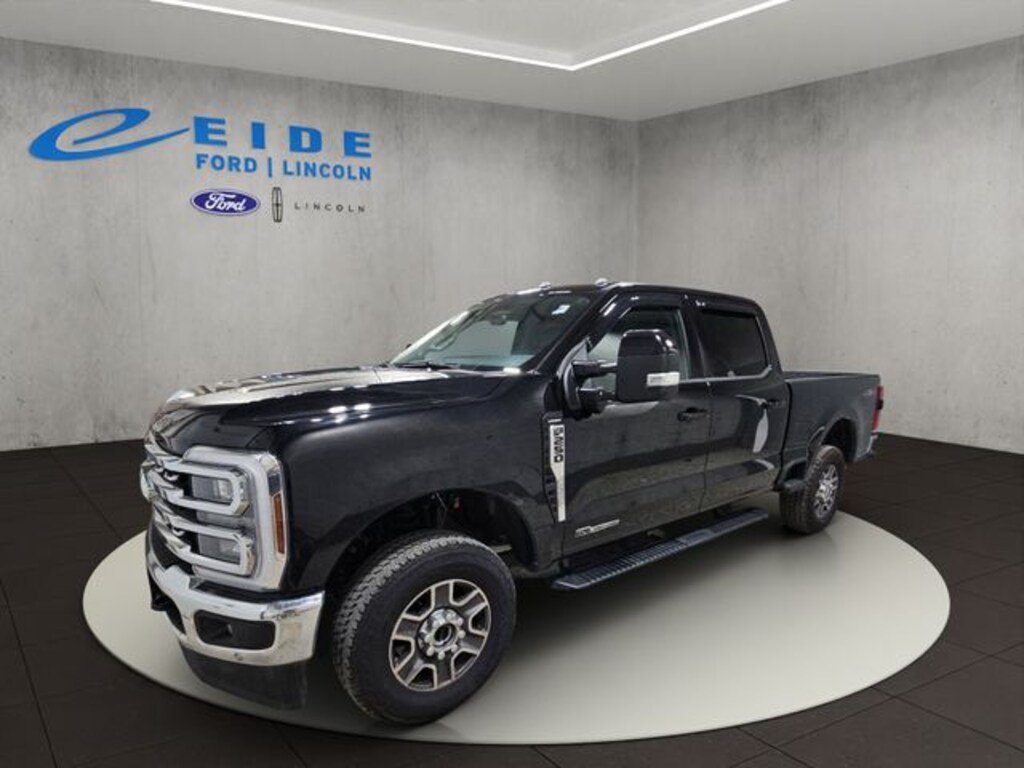 Used 2026 Ford F-250SD Lariat Truck