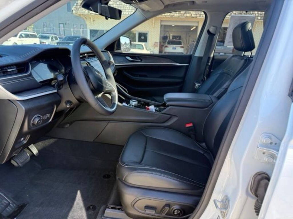 Certified 2023 Jeep Grand Cherokee L Limited SUV