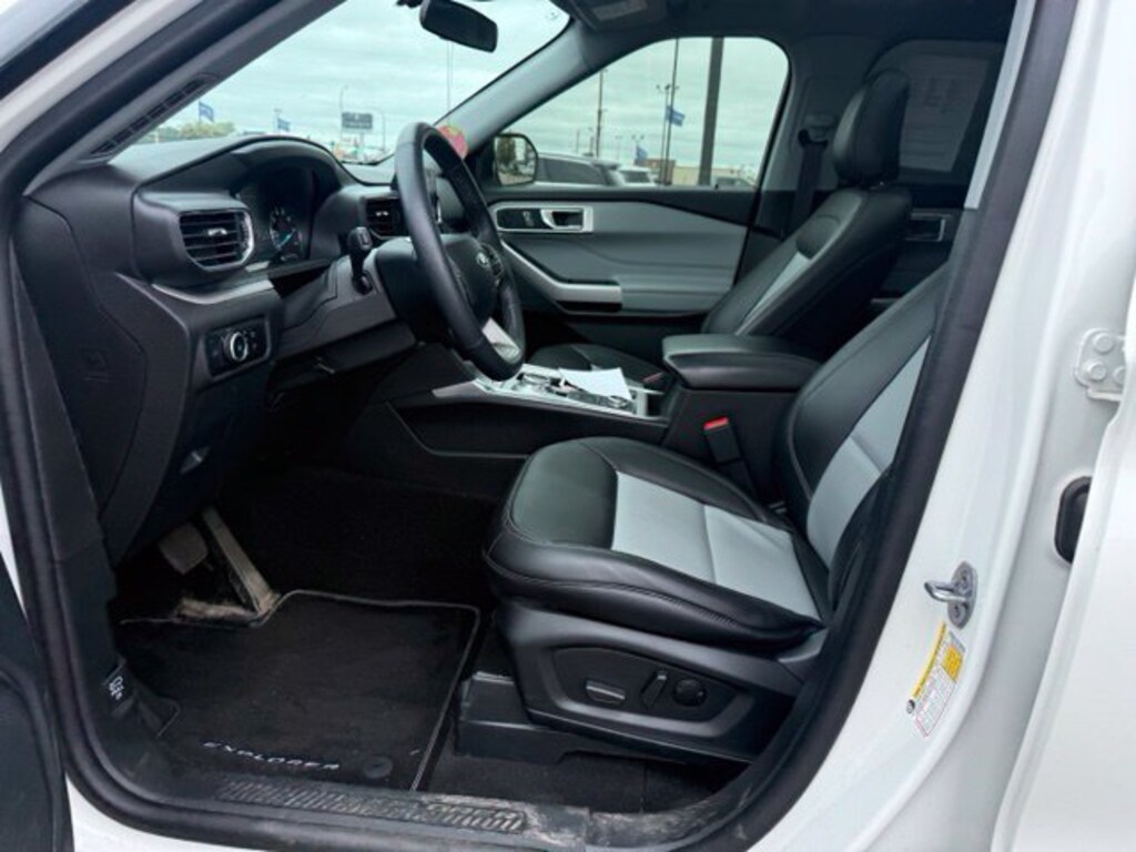 Certified 2024 Ford Explorer XLT SUV