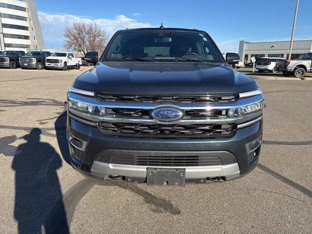2023 Ford Expedition MAX Limited photo 3