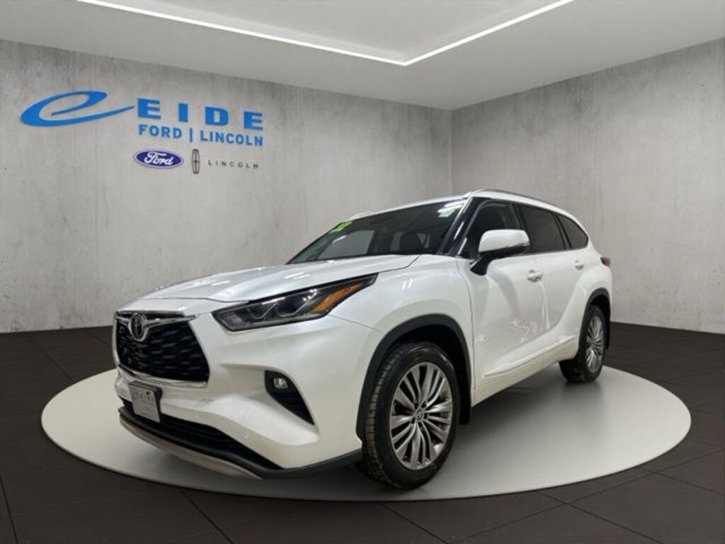 Certified 2022 Toyota Highlander Platinum SUV