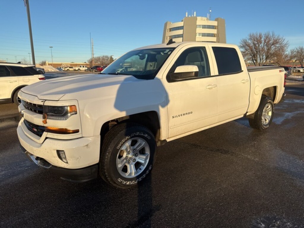 Used 2017 Chevrolet Silverado 1500 LT Truck
