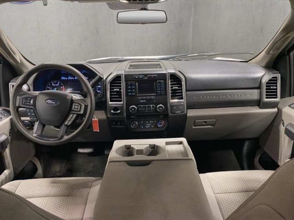 Used 2018 Ford F-350SD XLT DRW Chassis