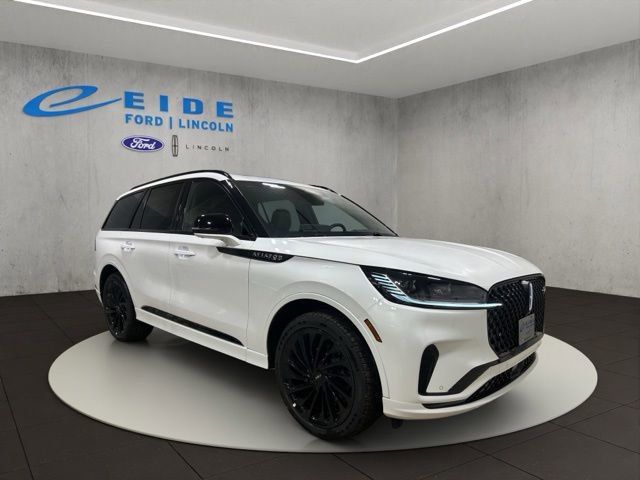 2026 Lincoln Aviator Reserve AWD's photo