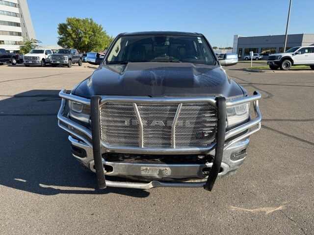 2019 Ram 1500 Laramie photo 3