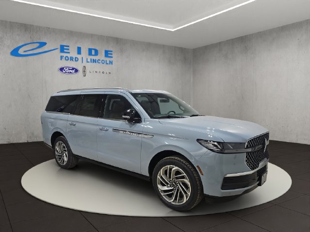 2027 Lincoln Navigator L Reserve SUV