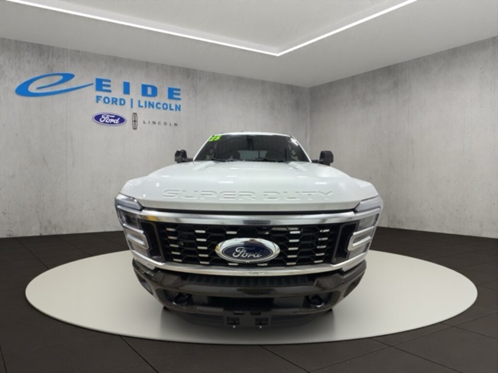 Used 2025 Ford F-450SD King Ranch Truck