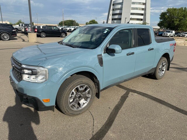 2022 Ford Maverick XLT photo 2